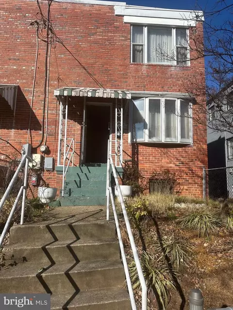 1202 Trenton Pl SE, Washington, DC 20032