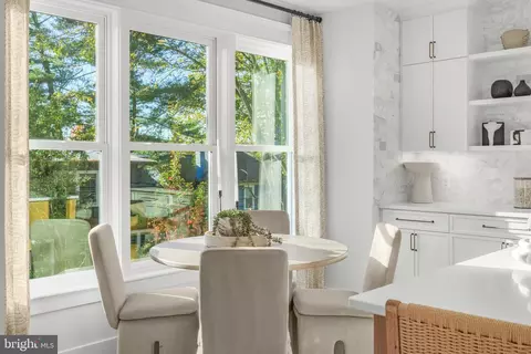 Dining - 4894 Macarthur NW, Washington, DC 20007 photo 3 of 3