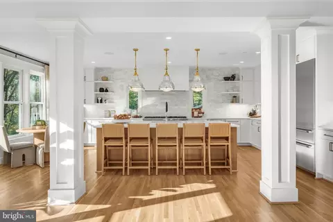 4894 Macarthur NW, Washington, DC 20007