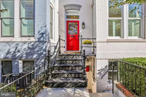 223 12th St NE, Washington, DC 20002 photo 3