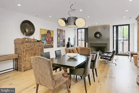 Dining - 816 8th St NE, Washington, DC 20002 photo 1 of 2