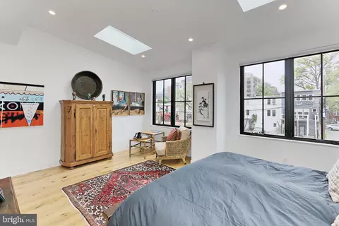 Bedroom - 816 8th St NE, Washington, DC 20002 photo 3 of 7