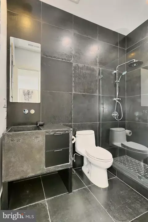 Bath - 816 8th St NE, Washington, DC 20002 photo 1 of 11