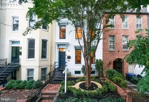 21 3rd St NE, Washington, DC 20002