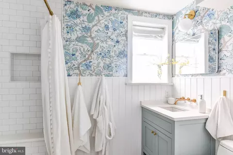 Bath - 21 3rd St NE, Washington, DC 20002 photo 4 of 4