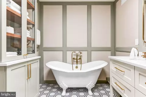 Bath - 21 3rd St NE, Washington, DC 20002 photo 2 of 4