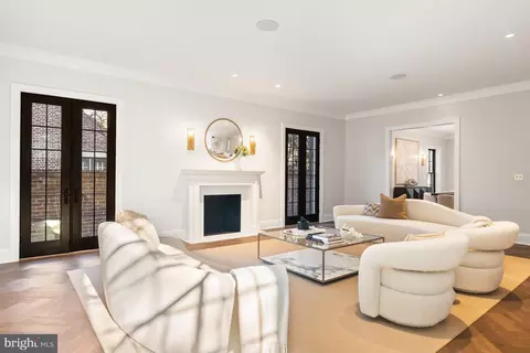 Living - 2003 23rd St NW, Washington, DC 20008 photo 1 of 2