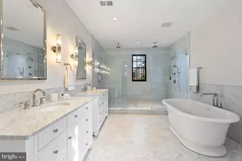 Bath - 2003 23rd St NW, Washington, DC 20008 photo 2 of 6