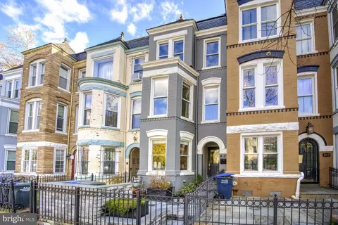 Exterior - 829 4th St NE, Washington, DC 20002 photo 2 of 5