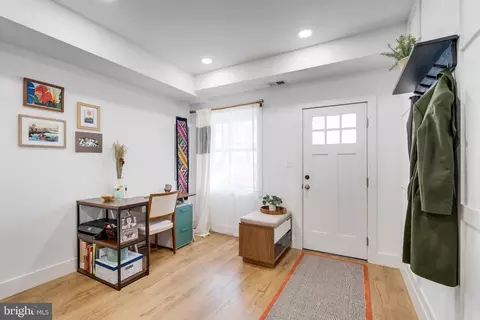 Entry Way - 117 16th St SE, Washington, DC 20003 photo 3 of 15