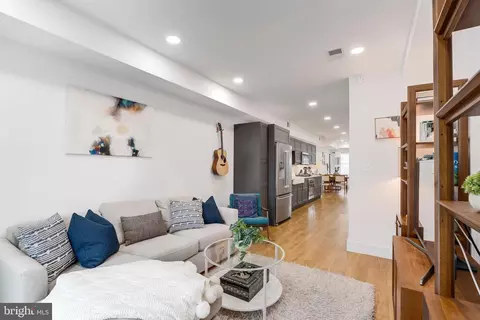 Other - 117 16th St SE, Washington, DC 20003 photo 6 of 11