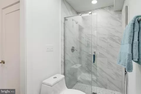 Bath - 117 16th St SE, Washington, DC 20003 photo 8 of 9