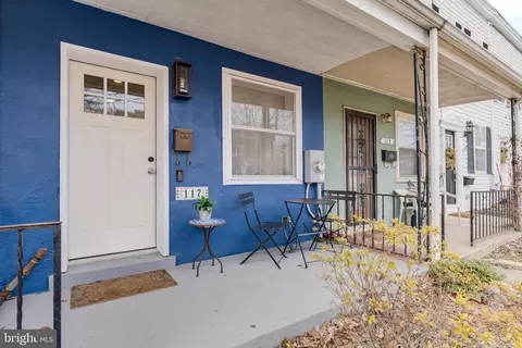 Exterior - 117 16th St SE, Washington, DC 20003 photo 2 of 9