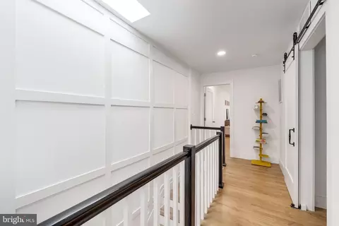 Entry Way - 117 16th St SE, Washington, DC 20003 photo 12 of 15
