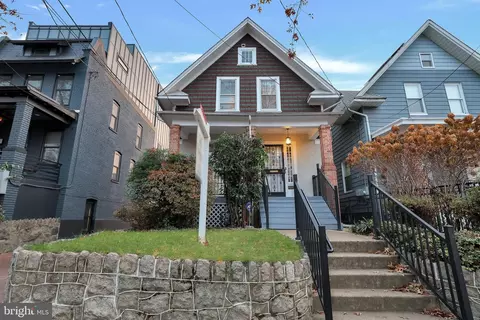 732 Varnum St NW, Washington, DC 20011