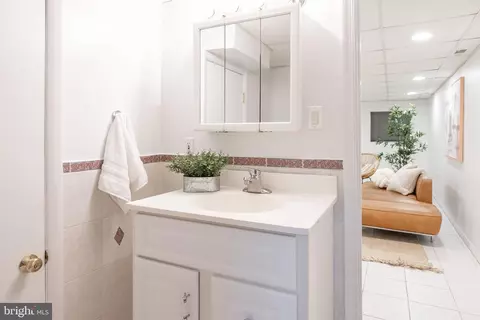 315 14th St NE, Washington, DC 20002 photo 48