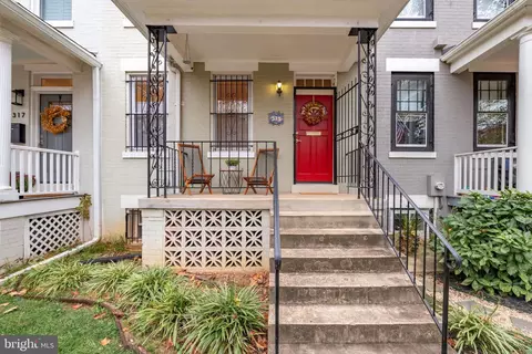 315 14th St NE, Washington, DC 20002 photo 2