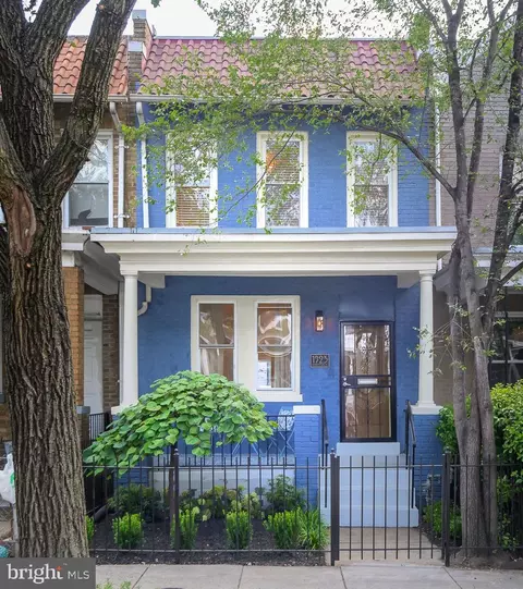 1923 Bennett Pl NE, Washington, DC 20002