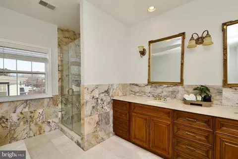 2207 Otis St NE, Washington, DC 20018 photo 41