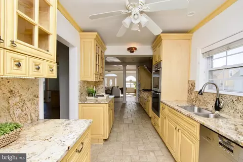 2207 Otis St NE, Washington, DC 20018 photo 9
