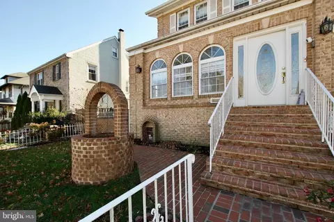 2207 Otis St NE, Washington, DC 20018 photo 3