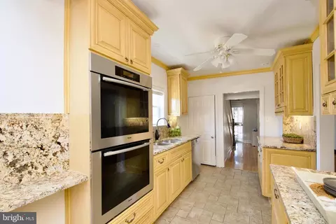 2207 Otis St NE, Washington, DC 20018 photo 10
