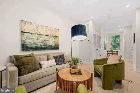 1315 Harvard St NW #1, Washington, DC 20009