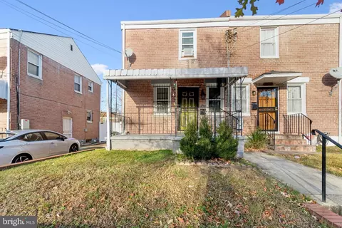 5440 Bass Pl SE, Washington, DC 20019