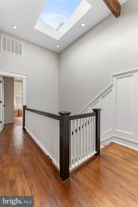 604 5th St NE, Washington, DC 20002 photo 38