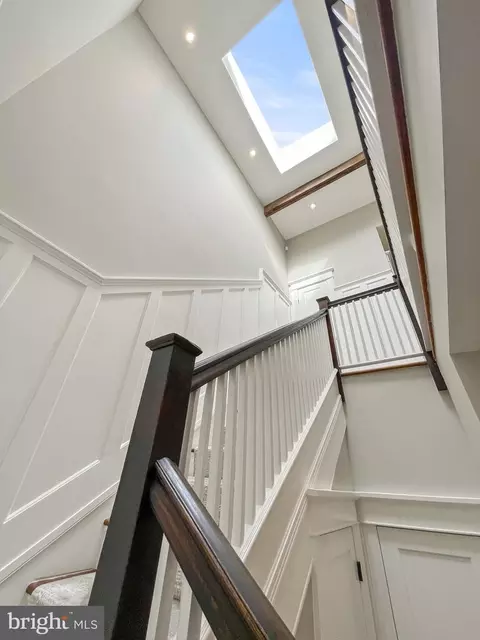 604 5th St NE, Washington, DC 20002 photo 37