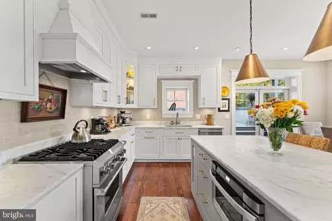 604 5th St NE, Washington, DC 20002 photo 24