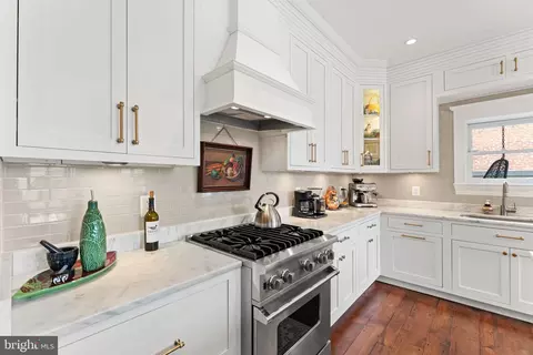 604 5th St NE, Washington, DC 20002 photo 25