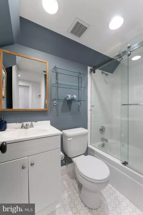 604 5th St NE, Washington, DC 20002 photo 67