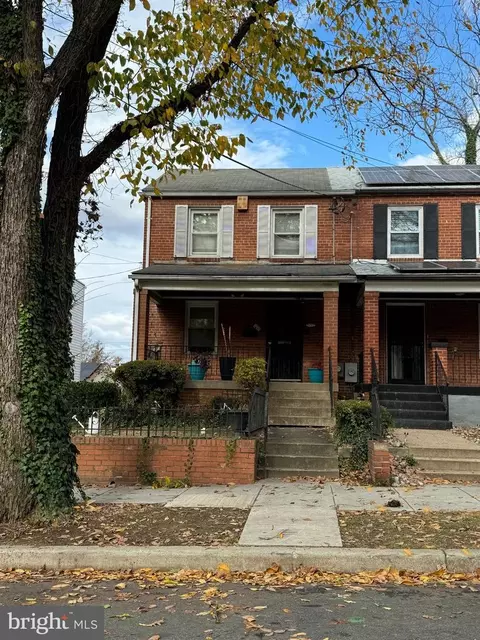 2222 S S St SE, Washington, DC 20020
