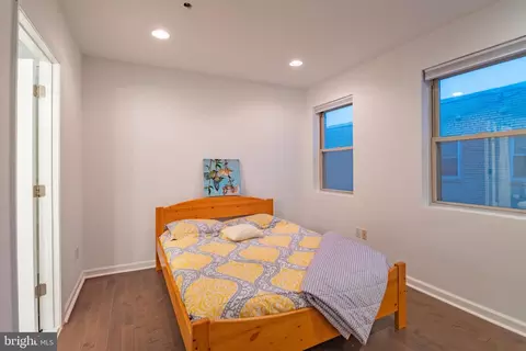 Bedroom - 423 18th St NE #4, Washington, DC 20002 photo 6 of 9