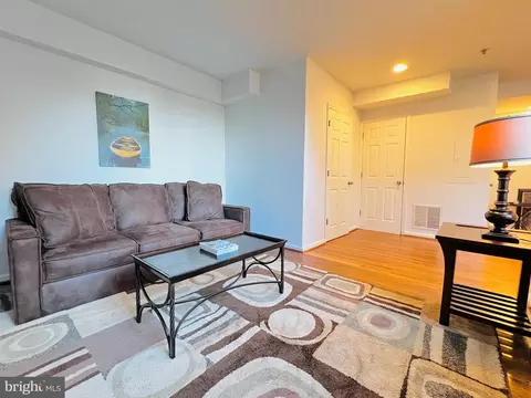 Other - 423 18th St NE #4, Washington, DC 20002 photo 4 of 9