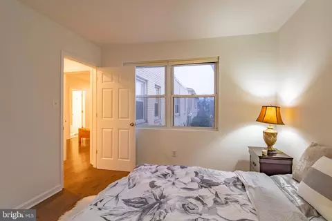 Bedroom - 423 18th St NE #4, Washington, DC 20002 photo 3 of 9