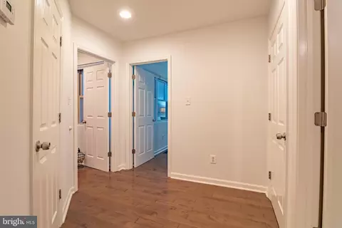 Entry Way - 423 18th St NE #4, Washington, DC 20002 photo 11 of 11