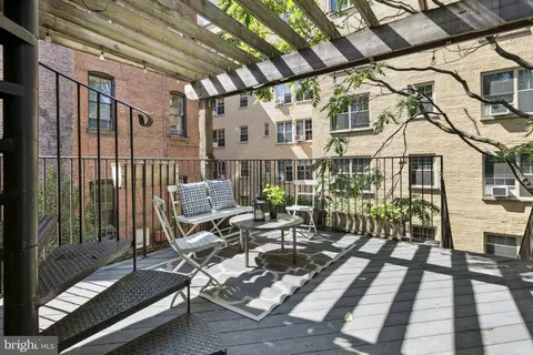 Exterior - 2308 19th St NW, Washington, DC 20009 photo 2 of 4