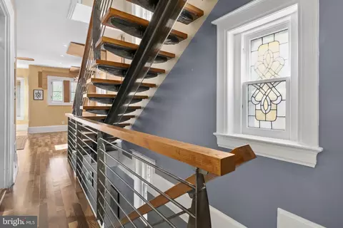 Entry Way - 2308 19th St NW, Washington, DC 20009 photo 3 of 5