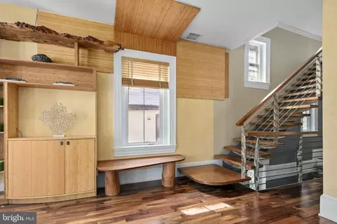 Entry Way - 2308 19th St NW, Washington, DC 20009 photo 4 of 5
