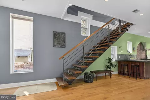 Entry Way - 2308 19th St NW, Washington, DC 20009 photo 2 of 5