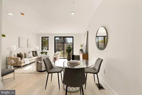 643 Girard St NE #1, Washington, DC 20017