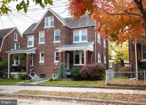 526 Powhatan Pl NW, Washington, DC 20011