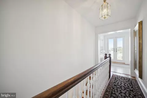 Entry Way - 326 E Street St NE, Washington, DC 20002 photo 7 of 9