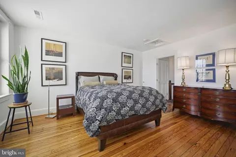 Bedroom - 326 E Street St NE, Washington, DC 20002 photo 4 of 5