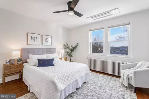 Bedroom - 324 20th St NE, Washington, DC 20002 photo 1 of 4