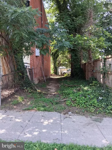 1700 T Street St SE, Washington, DC 20020