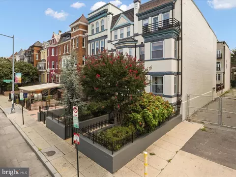 1332 Park Rd NW #B, Washington, DC 20010