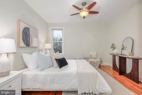 527 12th St NE, Washington, DC 20002 photo 17